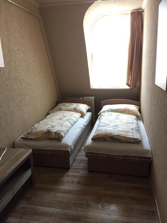 Belvarosi Deluxe Apartman บายา ภายนอก รูปภาพ